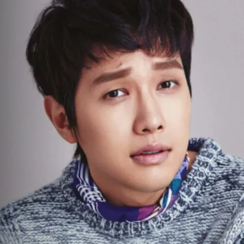 Ji Hyun Woo