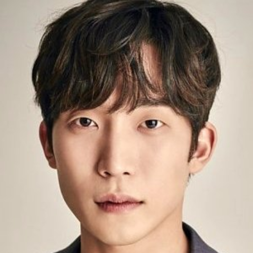 A Juventude de Maio 2 Lee Sang yi