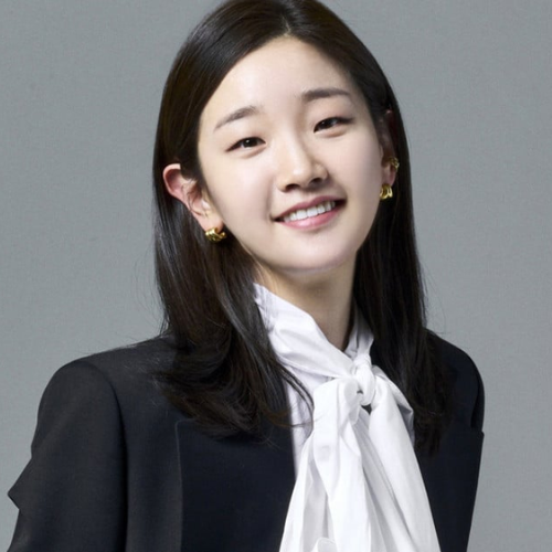 Cinderela e os Quatro Cavaleiros 7 Park So dam