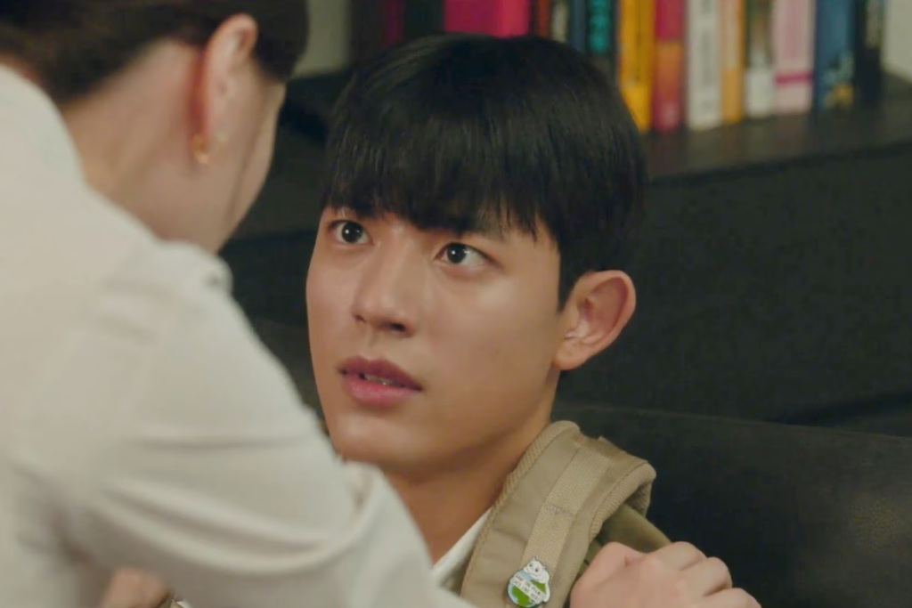 Branding in Seongsu 6 Branding in Seongsu 4