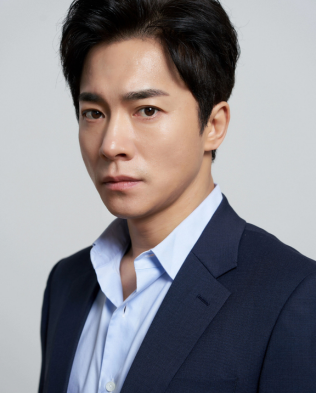 2ª Temporada de Pousando no Amor: Possibilidade ou Ilusão? 15 Jeong Man bok