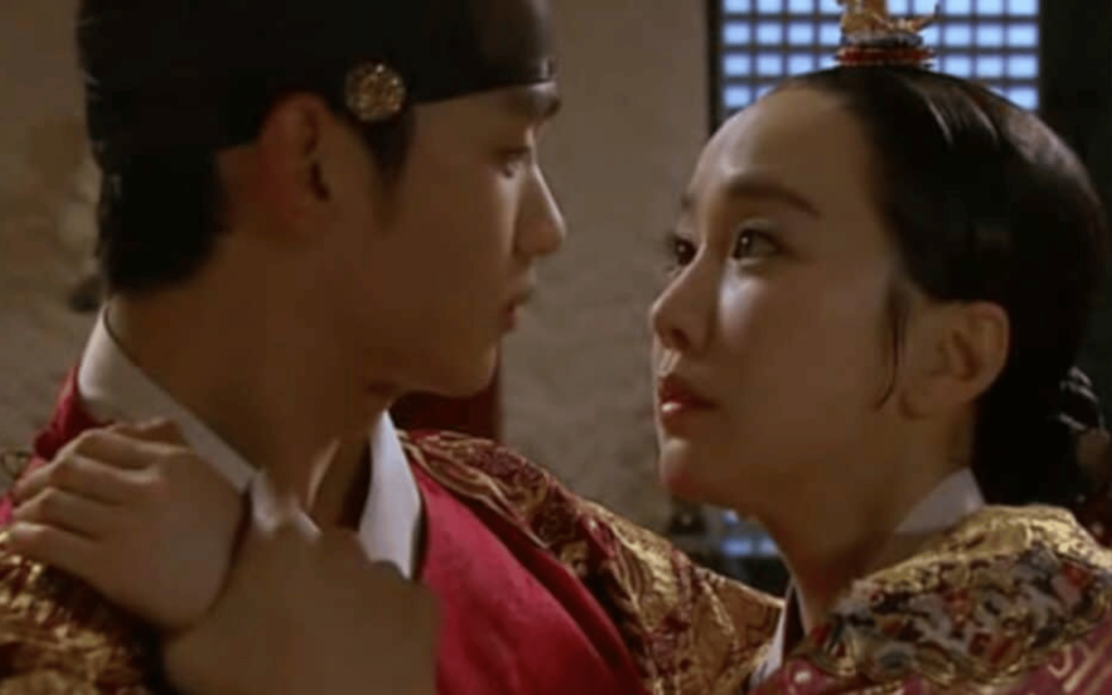 A Lua que abraça o Sol 10 A Lua que abraca o Sol 1