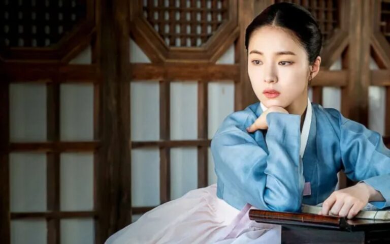 Hae-Ryung, a Historiadora 8 Hae-Ryung, a Historiadora