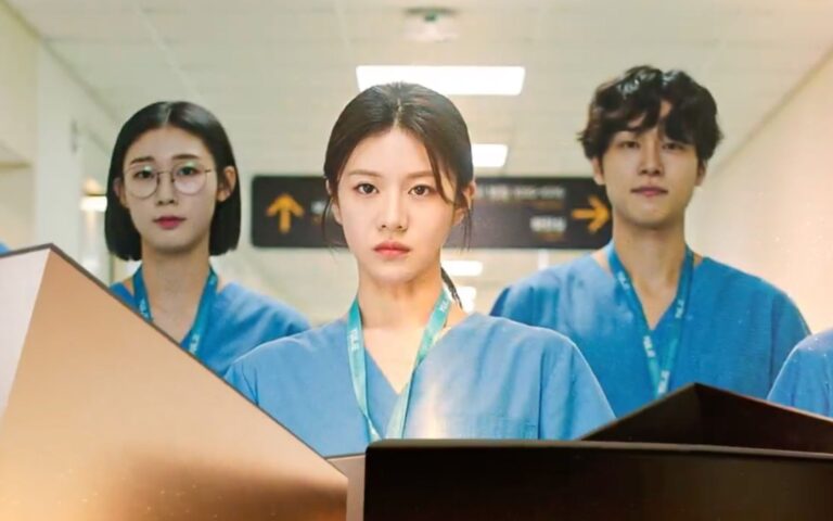 "Resident Playbook": Estreia do Spin-off Pode Ser Adiada para O Próximo Ano 2 Resident Playbook 1