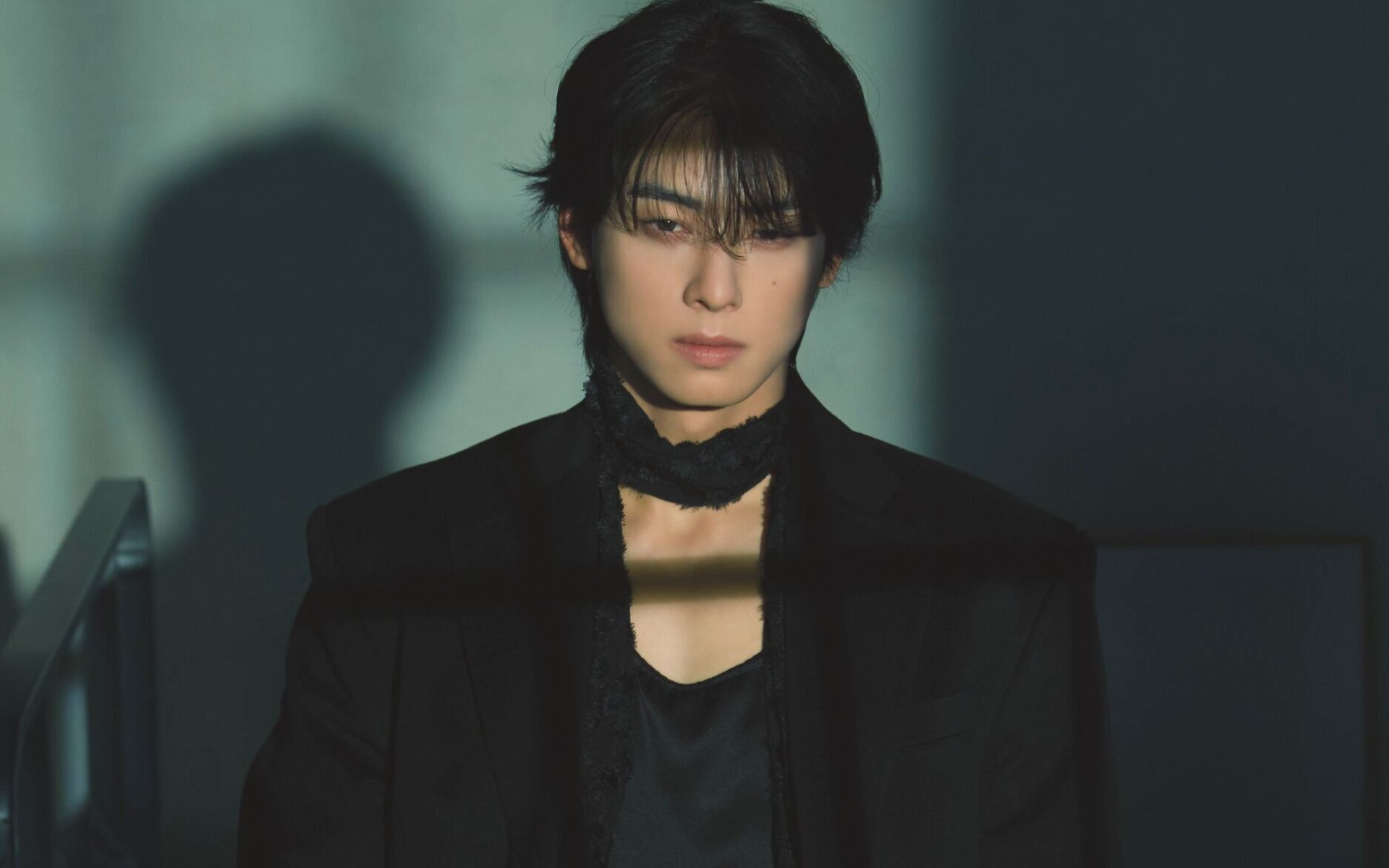 Fãs de Cha Eun Woo enfrentam distância e custo alto