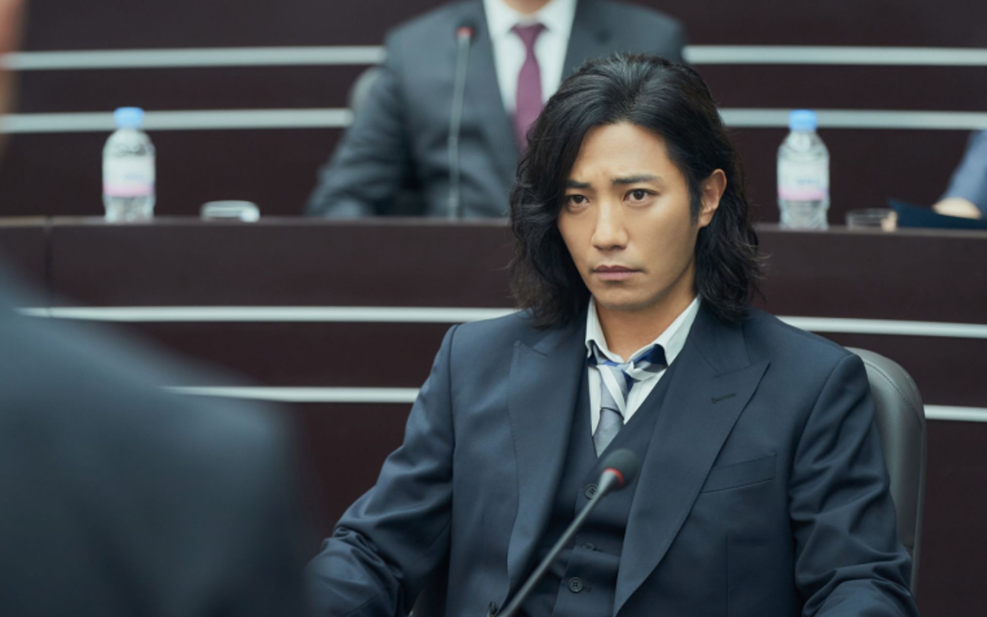 Jin Goo Brilha em Novo Papel em Os Auditores 1