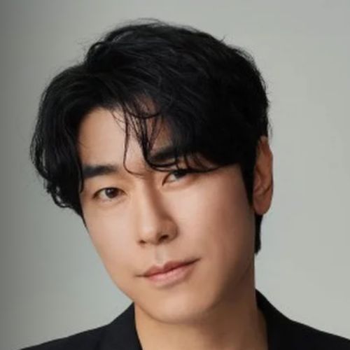 Lee Si Eon