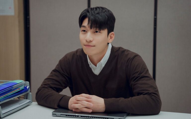 Wi Ha Joon Detalha Preparacao para O Romance da Meia noite em Hagwon