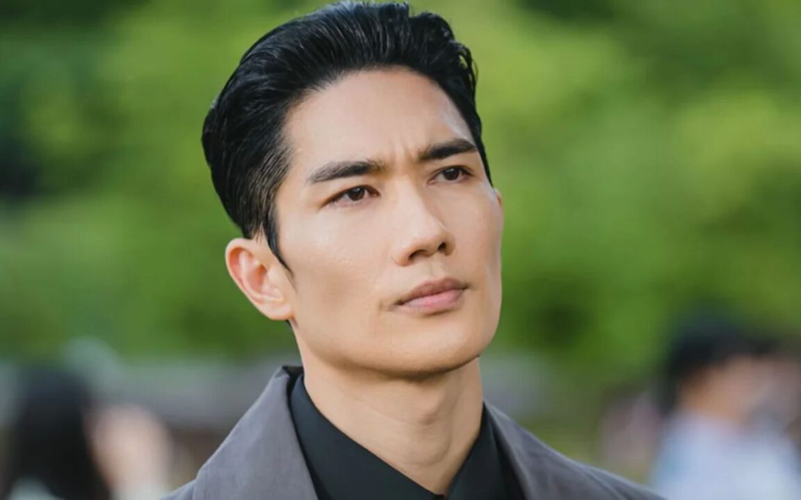 Uhm Tae Goo Reflete Sobre Desafios em "Meu Mafioso Predileto" e Relembra seu Passado Difícil 1 Uhm Tae Goo em Meu Mafioso Predileto