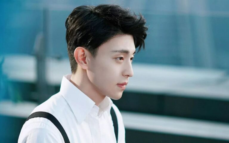 Os 15 atores chineses mais lindos e talentosos 6 Atores chineses mais lindos Deng Lun