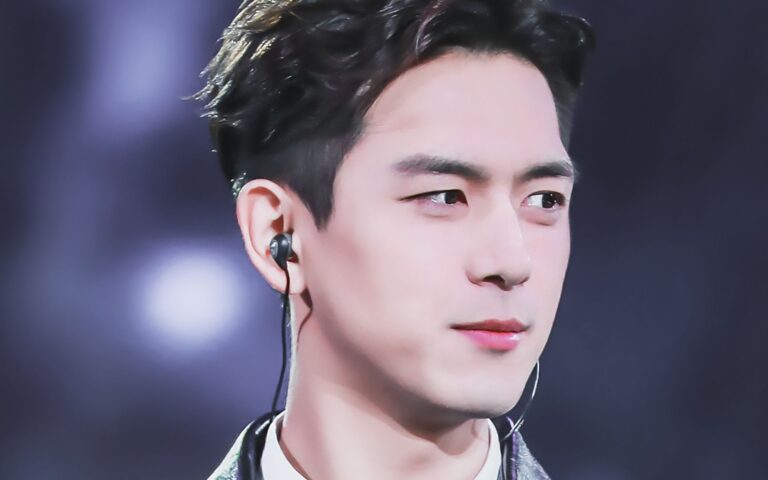 Os 15 atores chineses mais lindos e talentosos 7 Atores chineses mais lindos Li Xian