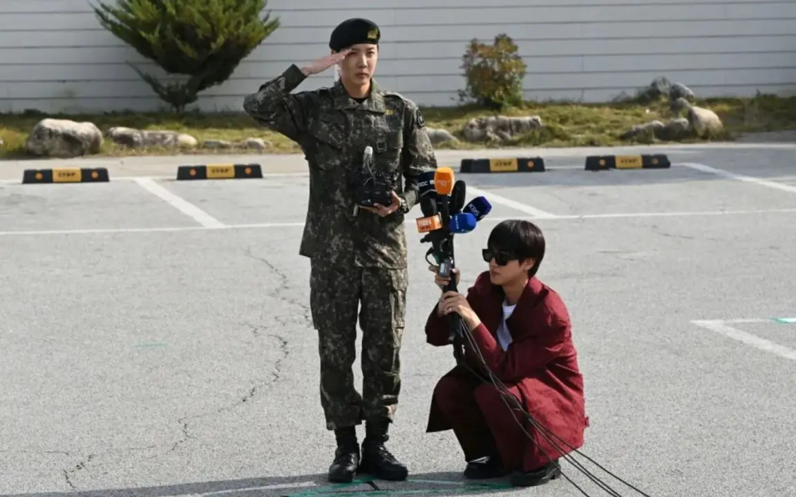 J Hope agradece aos fas
