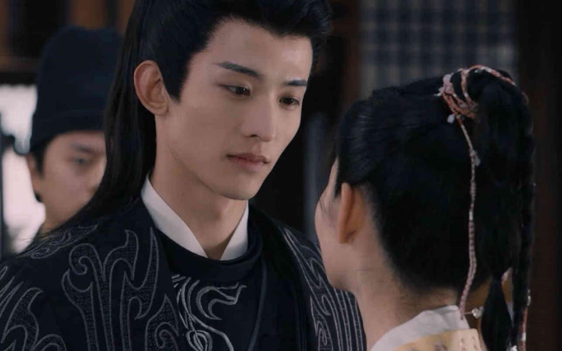 Amanhecer entre nuvens ocultas 4 Amanhecer entre nuvens ocultas 5