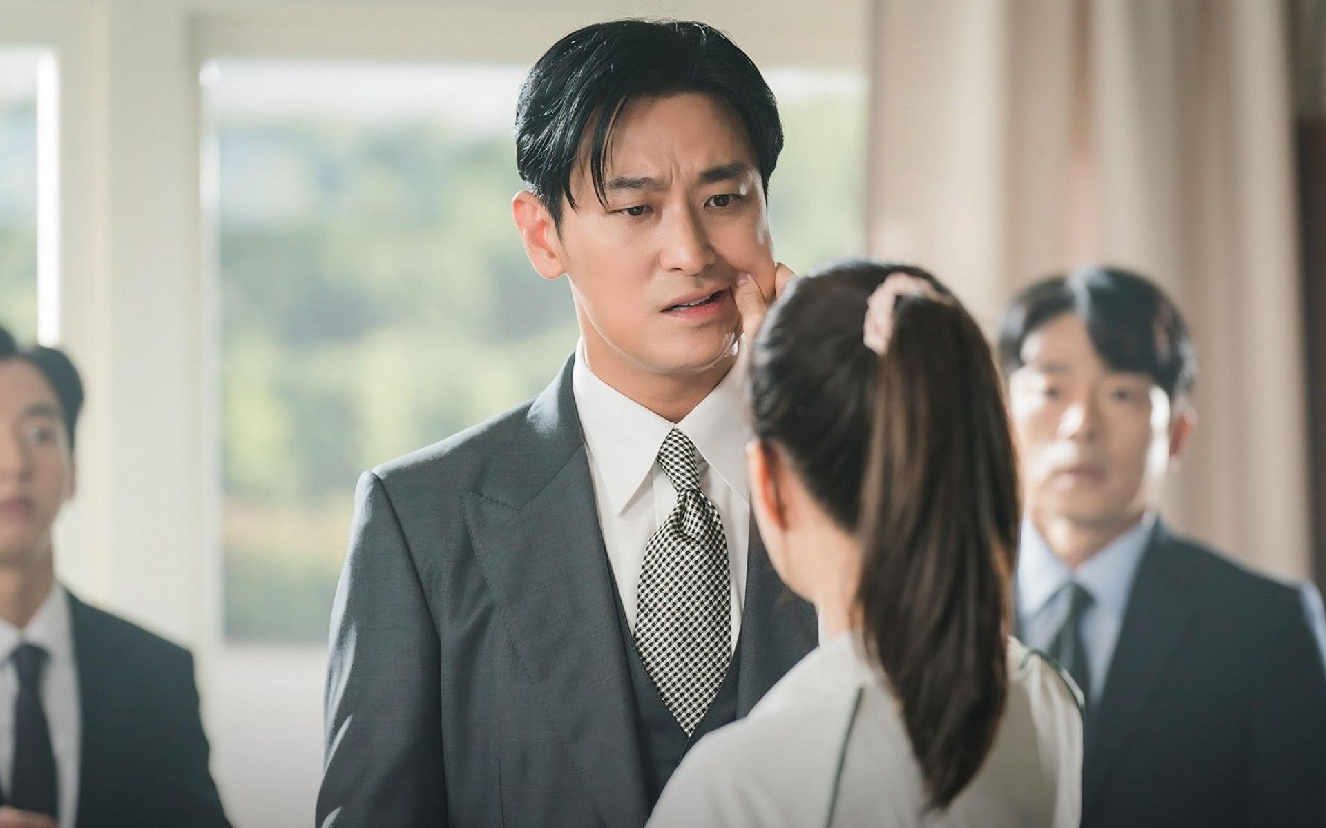 Amor entre inimigos (Love Your Enemy) 8 Amor entre inimigos Love Your Enemy 5