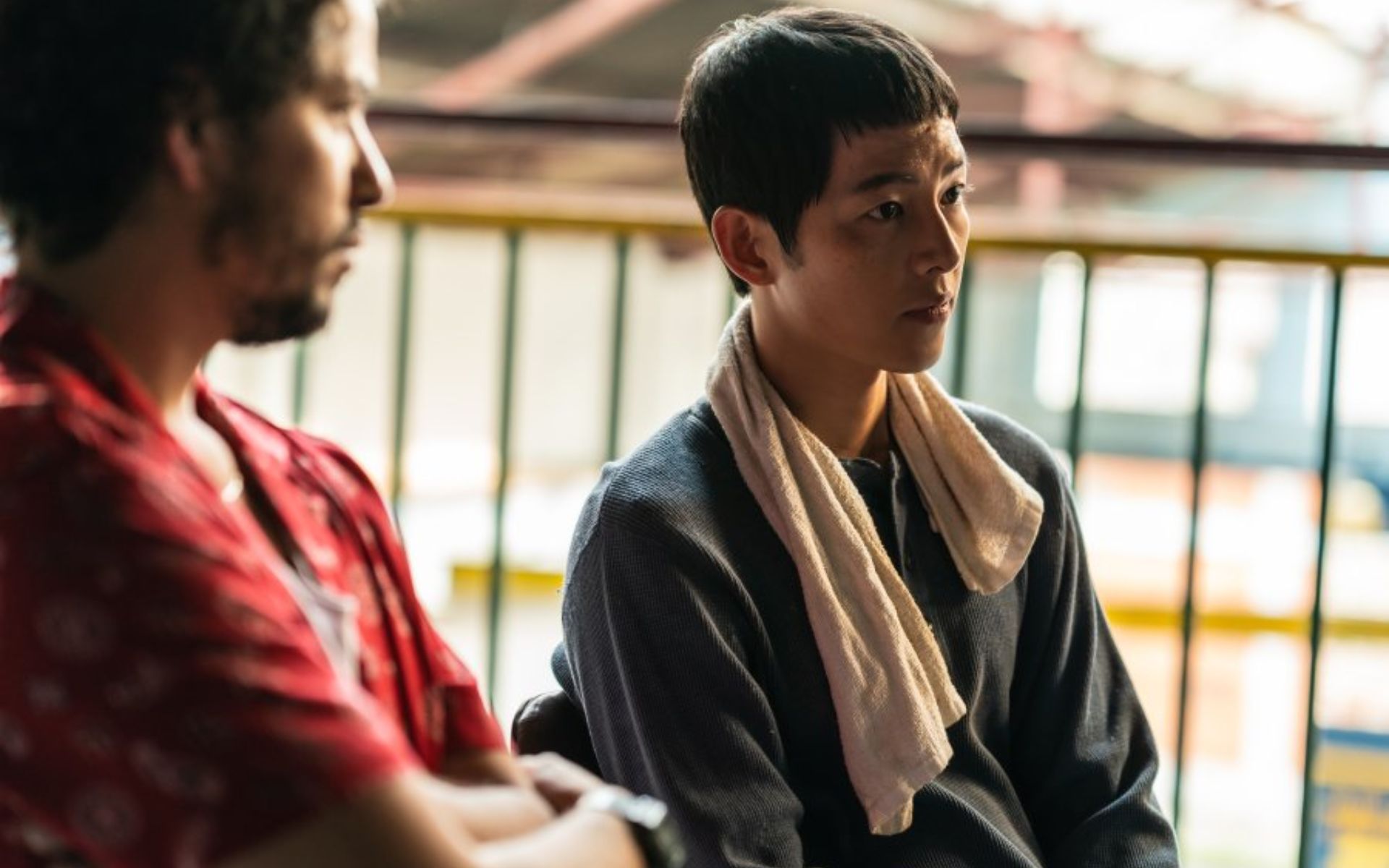 Bogotá: Cidade dos Perdidos, estrelado por Song Joong Ki, tem estreia próxima 1 Bogota Cidade dos Perdidos com Song Joong Ki