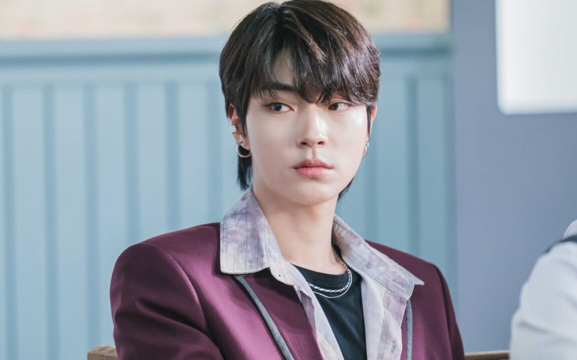 Hwang In Youp chega ao Brasil com a turnê "In Love" para encontro com fãs 6 Hwang In Youp em Beleza verdadeira