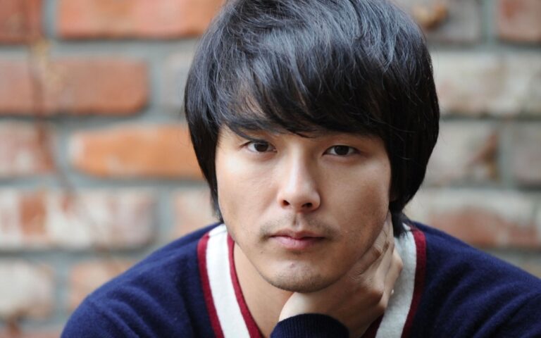 Famosos Coreanos que Cometeram Suicídio 14 Park Yong ha Famosos coreanos que se suicidaram