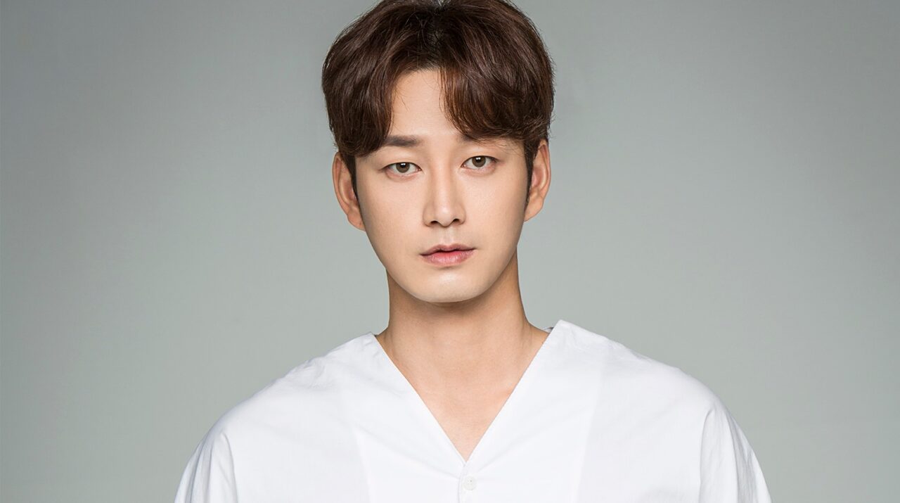 Lee Hyun wook