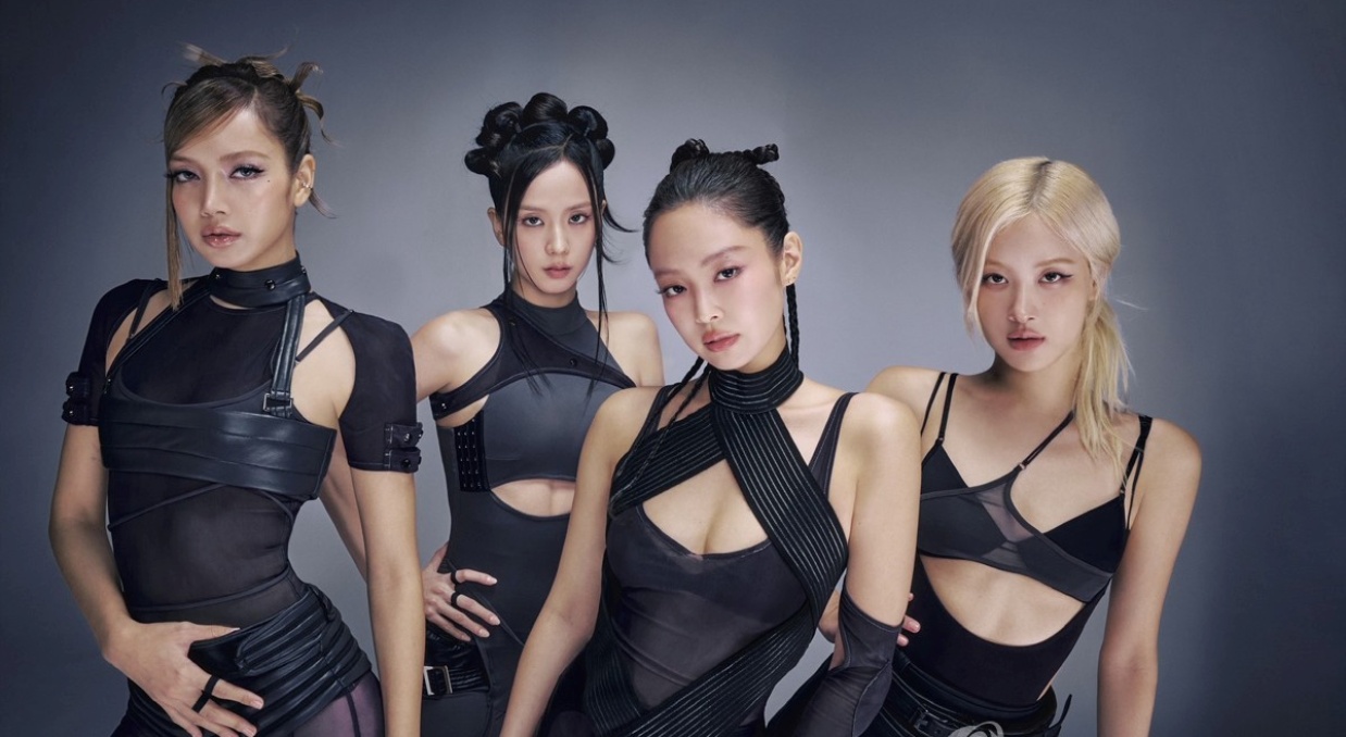 BLACKPINK reúne fãs em evento especial para comemorar 10 anos de estreia em Seul noticia blackpink reune fas em evento especial 6a7797f7b8d81
