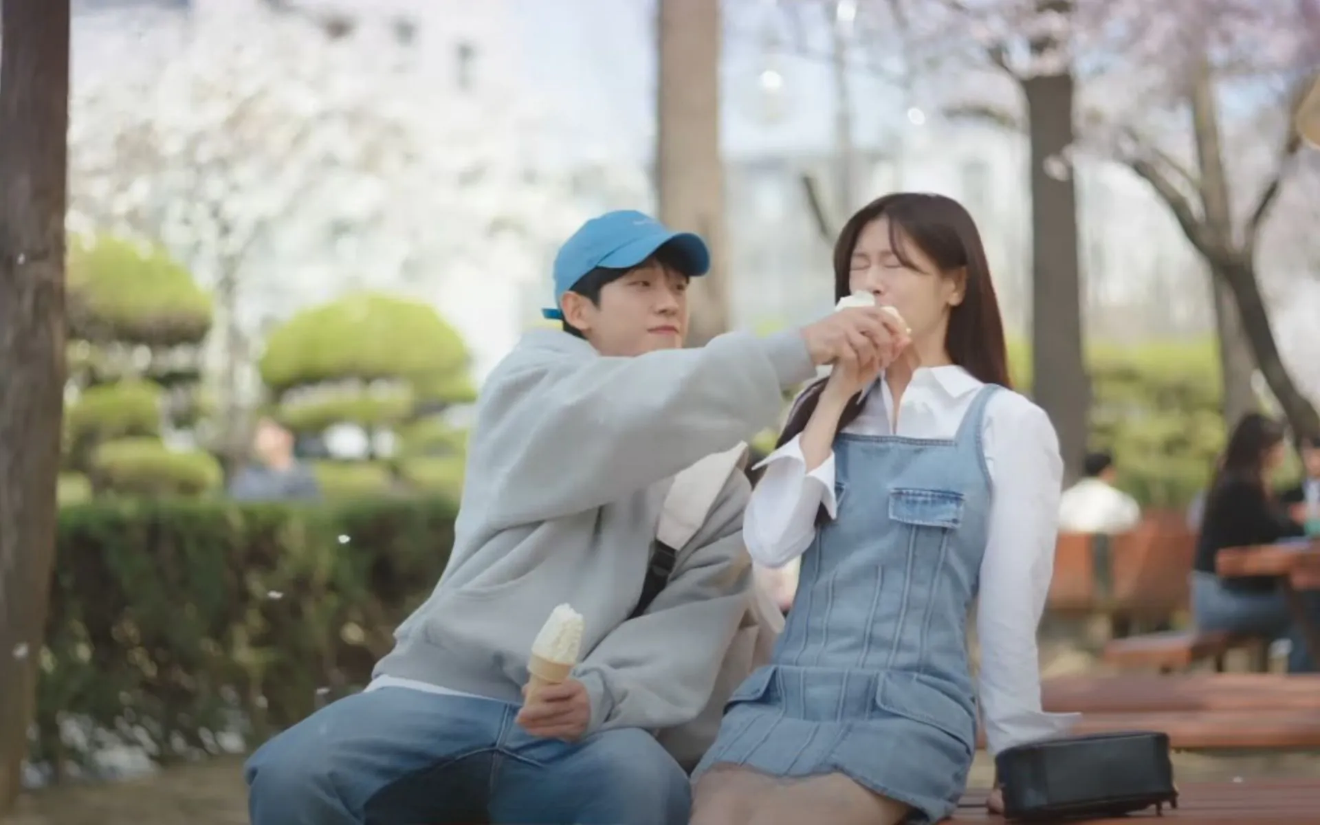 "Love Next Door" traz Jung Hae In e Jung So Min em parceria conflituosa.