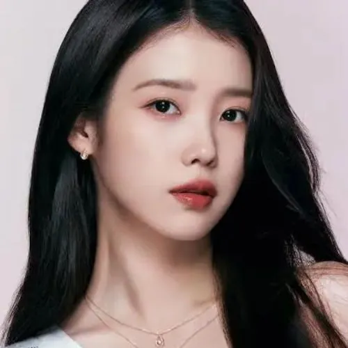 IU