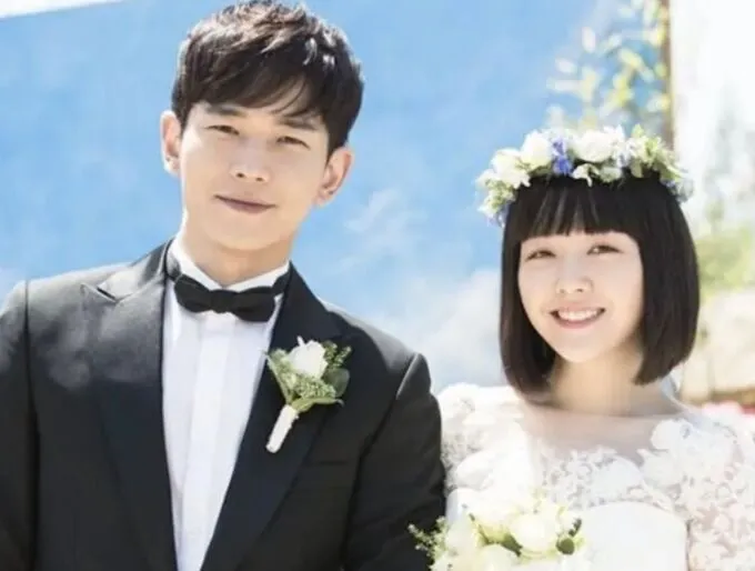 Ohn Joo-wan e Bang Min-ah